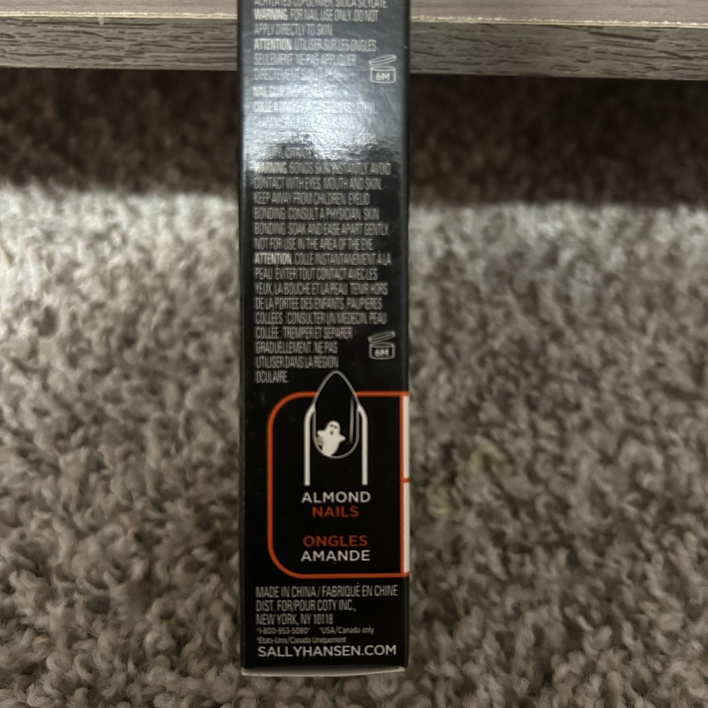 Sally Hansen Salon Effects Perfect Manicure Halloween Ghost PressOn Nails Ghosts - Picture 2 of 4